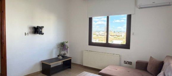 Квартира с 2 спальнями в Ливадия, Кипр № 25874 3