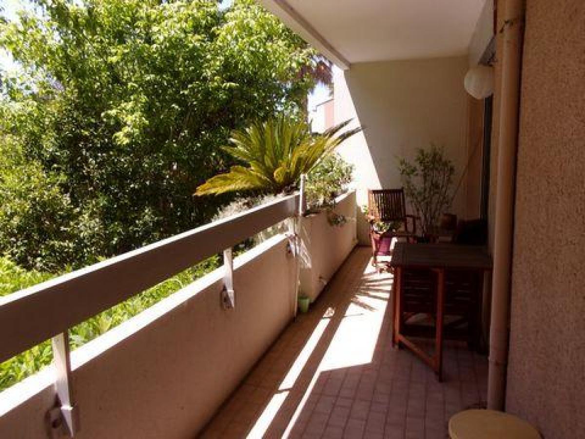 Condominio de 4 dormitorios en Marseille, France No. 16232