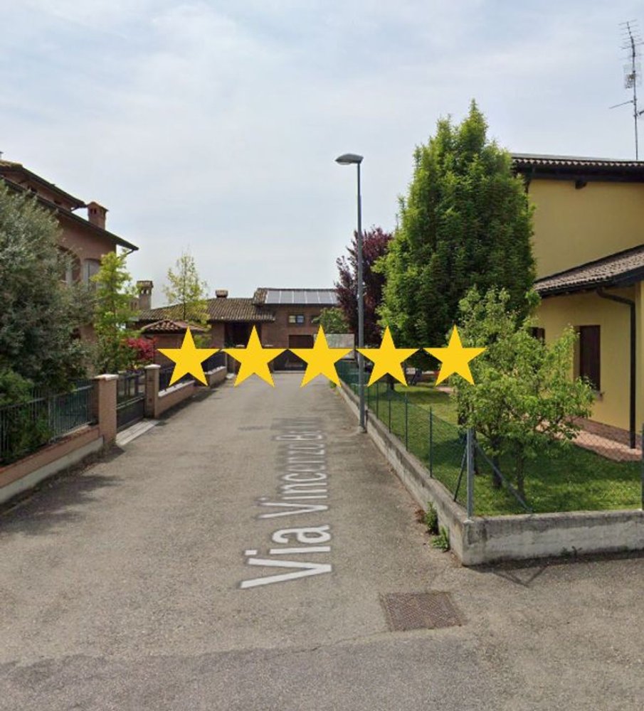 4 rooms Apartment in San Prospero, Italy No. 94996