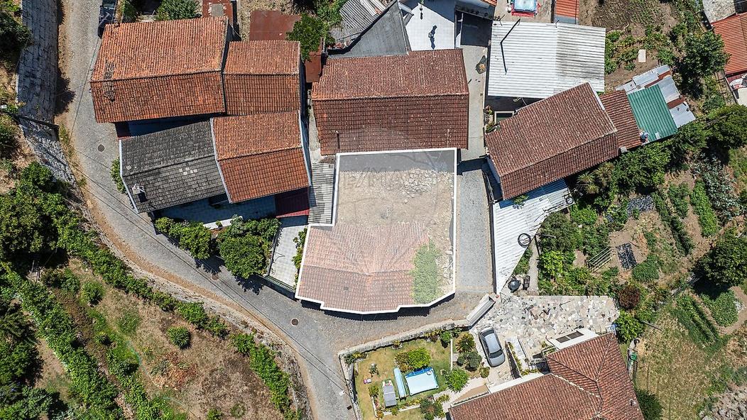 4 bedrooms House in Guimaraes, Portugal No. 236520