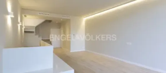 Дом с 4 спальнями в Молинс де Рей, Испания № 73218 36