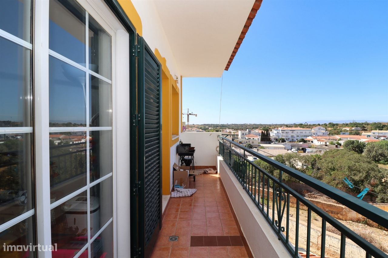 Apartamento T2 em Guia, Portugal N.º 310612