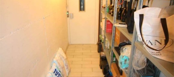 65 rooms Apartment in Maranello, Italy No. 11538 20