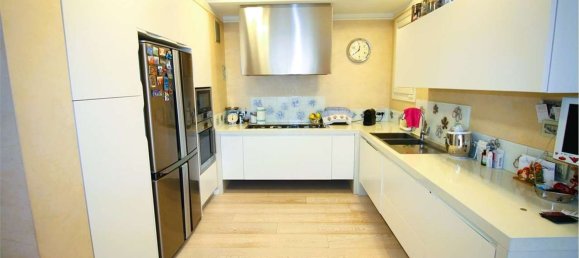 65 rooms Apartment in Maranello, Italy No. 11538 7