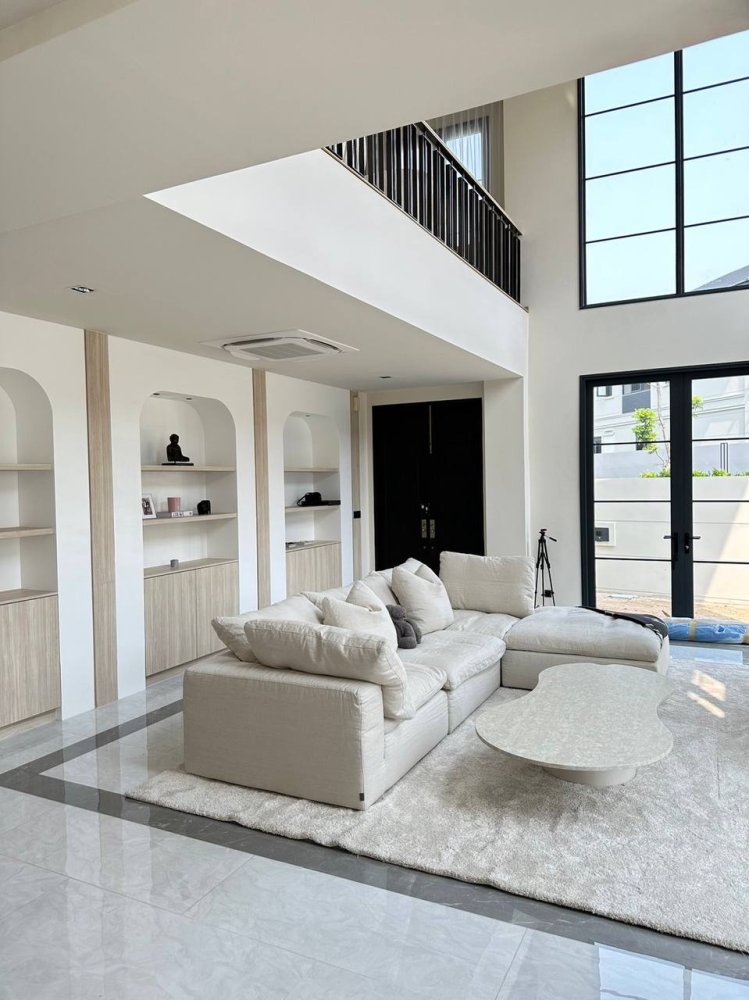 4 bedrooms Villa for sale in Pattaya, Chonburi, Eastern Thailand, Thailand № 33568