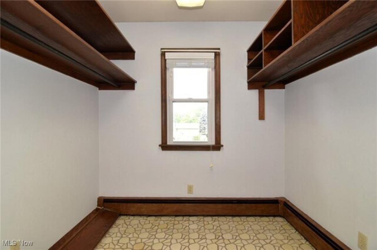 Casa de 4 dormitorios en Cuyahoga Falls, USA No. 379969