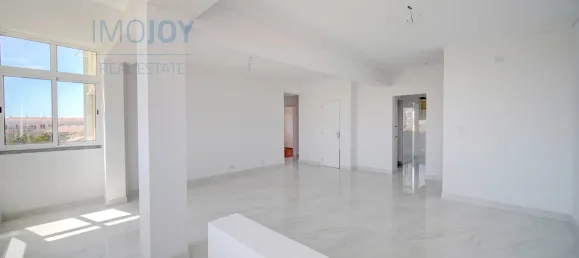 3 bedrooms Apartment in Cascais, Portugal No. 67008 4