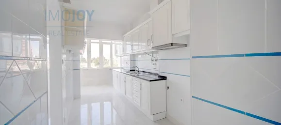 3 bedrooms Apartment in Cascais, Portugal No. 67008 6