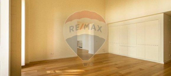 2 bedrooms Apartment in Lisbon, Portugal No. 76775 3