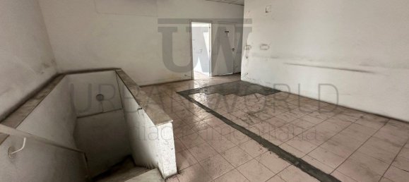 Lagerhaus in Loures, Portugal 2400m², Nr. 225236 11