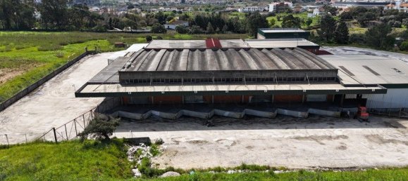 Lagerhaus in Loures, Portugal 2400m², Nr. 225236 21