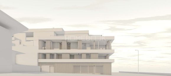 603m² Building in Sesimbra, Portugal No. 118813 3