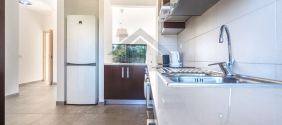 Apartamento de 2 dormitorios en Mexilhoeira Grande, Portugal No. 153814 9