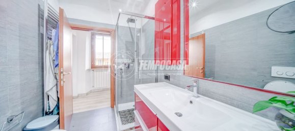 3 bedrooms House in Somma Lombardo, Italy No. 361304 18