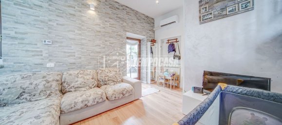 3 bedrooms House in Somma Lombardo, Italy No. 361304 6