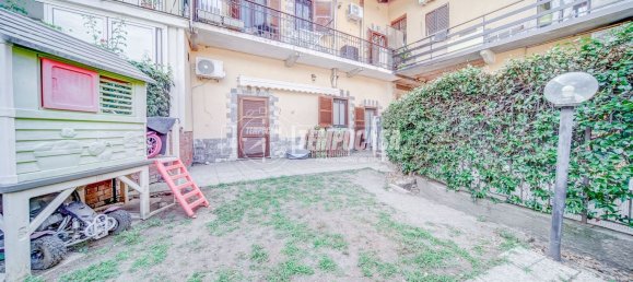 3 bedrooms House in Somma Lombardo, Italy No. 361304 24