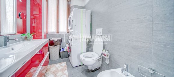 3 bedrooms House in Somma Lombardo, Italy No. 361304 16