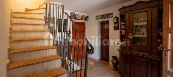 4 bedrooms Villa in Volterra, Italy No. 61390 20