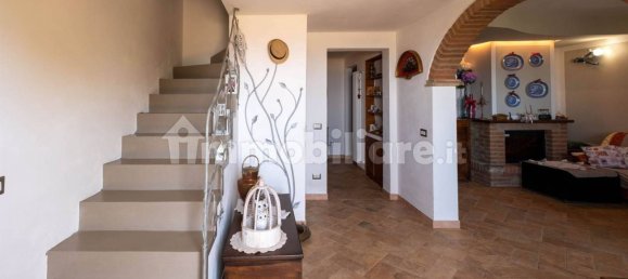 4 bedrooms Villa in Volterra, Italy No. 61390 19