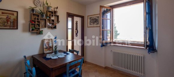 4 bedrooms Villa in Volterra, Italy No. 61390 11