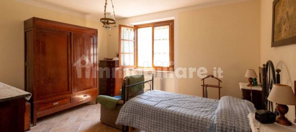 4 bedrooms Villa in Volterra, Italy No. 61390 10