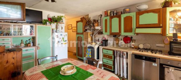 4 bedrooms Villa in Volterra, Italy No. 61390 13