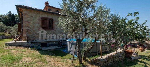 4 bedrooms Villa in Volterra, Italy No. 61390 24