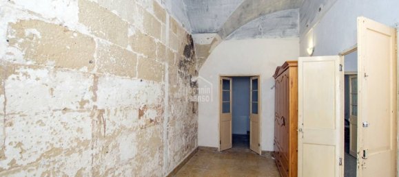 8 bedrooms Townhouse in Mahon, Spain No. 3803 13