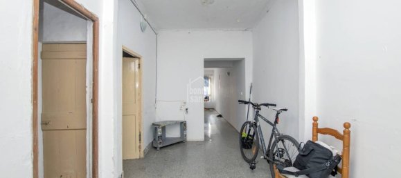 8 bedrooms Townhouse in Mahon, Spain No. 3803 11