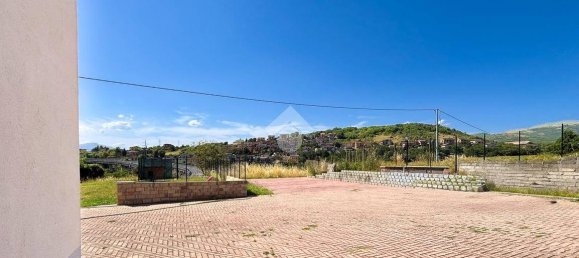 3 Schlafzimmer Wohnung in L'Aquila, Italy, Nr. 348154 25