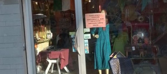 Imóvel comercial de 2 divisões em Perugia, Italy N.º 161910 3