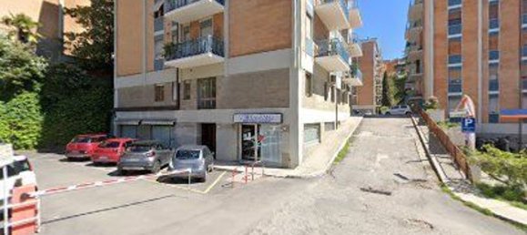 Imóvel comercial de 2 divisões em Perugia, Italy N.º 161910 2