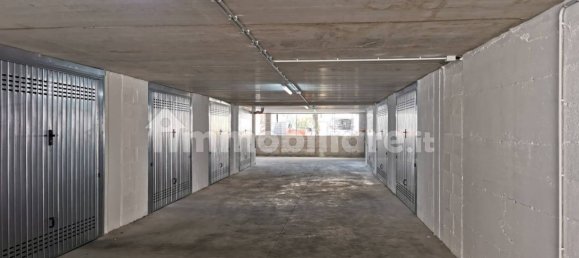 2 rooms Apartment in Marino, Italy No. 73691 6