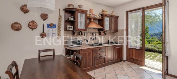 5 bedrooms House in Plesio, Italy No. 273017 7