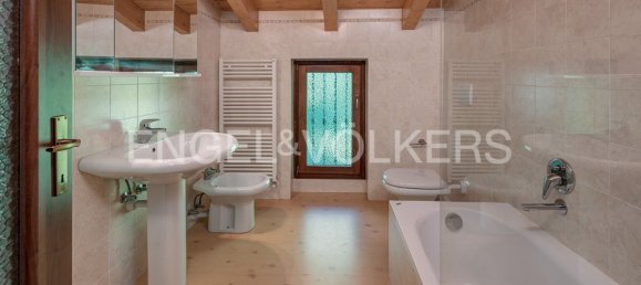 5 bedrooms House in Plesio, Italy No. 273017 20