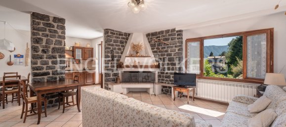 5 bedrooms House in Plesio, Italy No. 273017 2