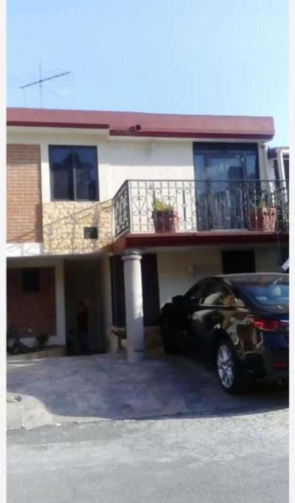 3 bedrooms House in Puebla, Mexico No. 156394
