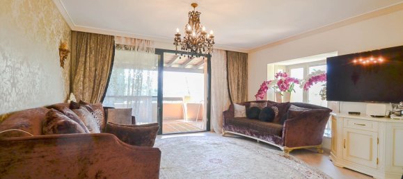 3 bedrooms Penthouse in Estepona, Spain No. 140878 13