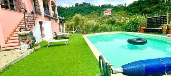 7 rooms House in La Spezia, Italy No. 24590 3