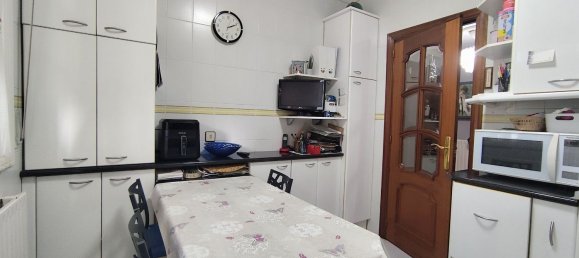 Квартира с 3 спальнями в Витория-Гастейс, Испания № 150408 10