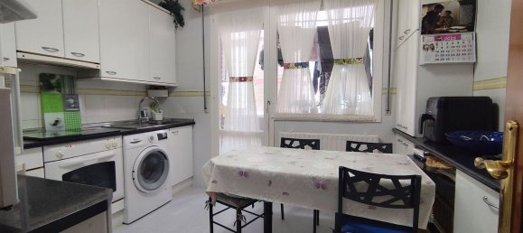 Квартира с 3 спальнями в Витория-Гастейс, Испания № 150408 9