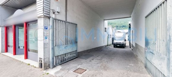 242m² Commercial property in Lecco, Italy No. 113068 3
