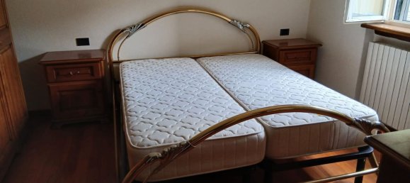 3 rooms Apartment in San Giacomo Filippo, Italy No. 278457 5