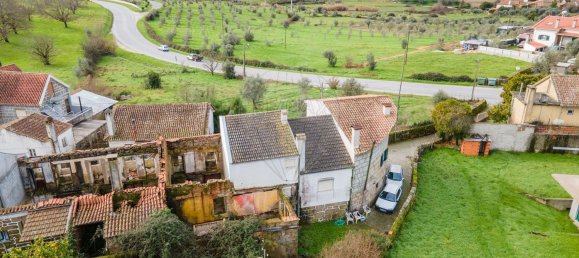 3 bedrooms House in Oliveira do Hospital, Portugal No. 31278 16