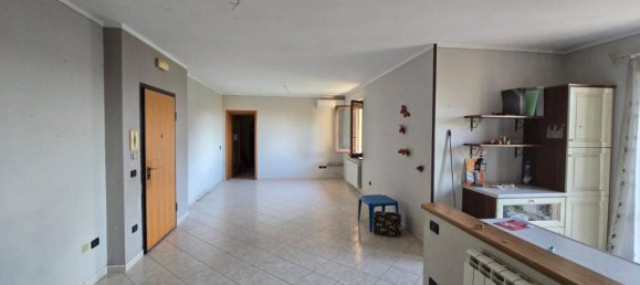 5 rooms Apartment in Bettona, Italy No. 136729 2