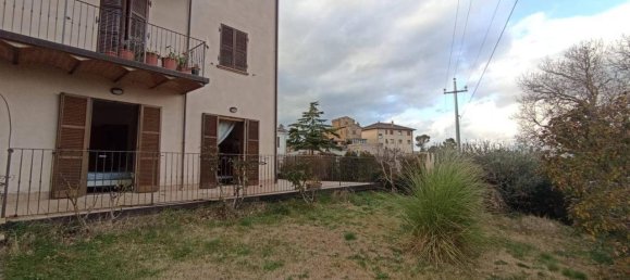 5 rooms Apartment in Bettona, Italy No. 136729 25