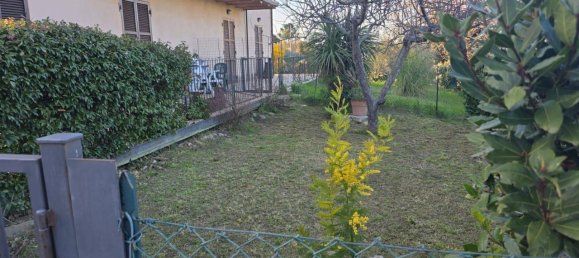 5 rooms Apartment in Bettona, Italy No. 136729 40