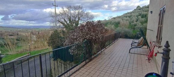 5 rooms Apartment in Bettona, Italy No. 136729 27