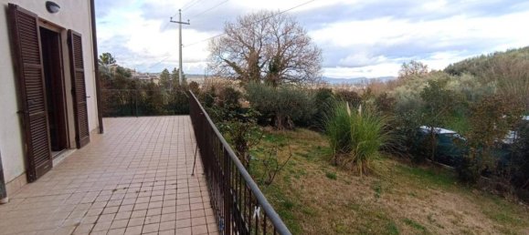 5 rooms Apartment in Bettona, Italy No. 136729 29