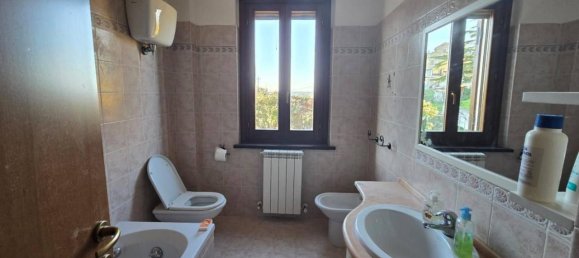 5 rooms Apartment in Bettona, Italy No. 136729 30